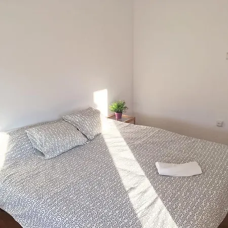 Apartment Maladeta L'Hospitalet de Llobregat