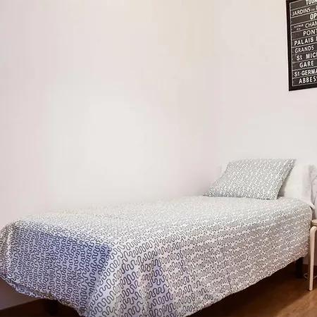 Apartment Bcn4days 24/7 *