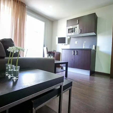 Apartamento Turisticos Madanis L'Hospitalet de Llobregat