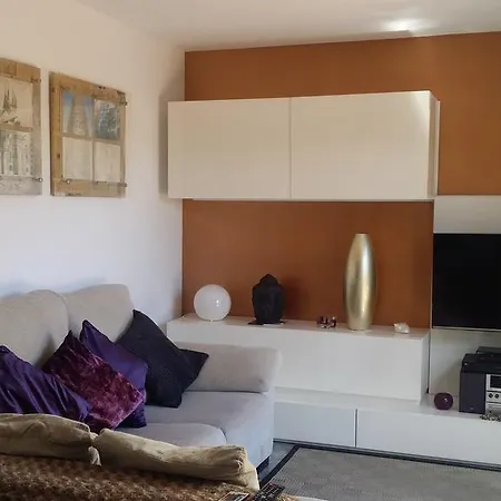 Apartment Penthouse Pujos