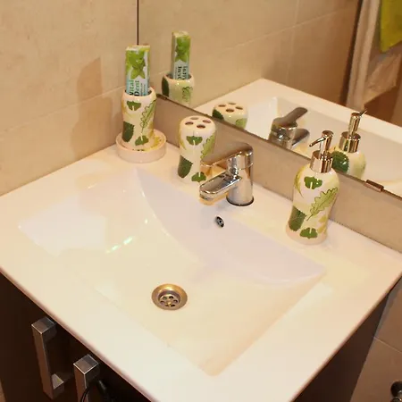 Natura Fira Barcelona Apartment *