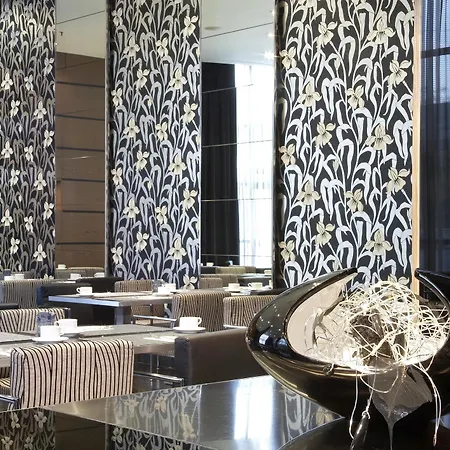 Ac Som By Marriott Hotel L'Hospitalet de Llobregat