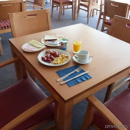 Travelodge Barcelona Fira 3*