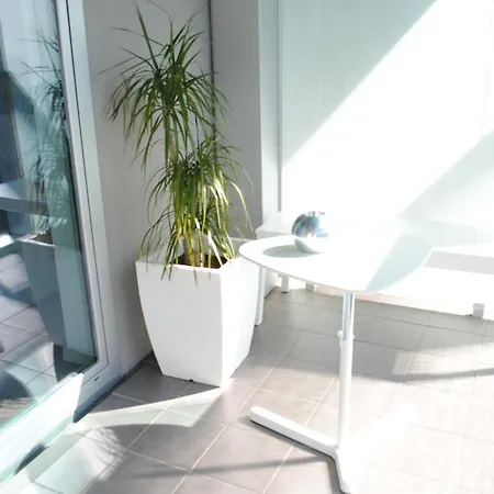 Fira Barcelona Plaza Europa Apartment