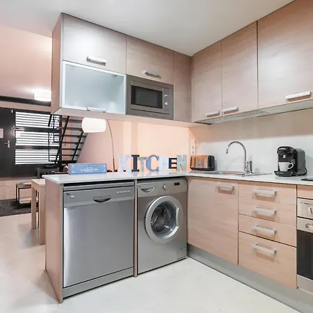 Apartsnoubcn Fira Barcelona Apartment