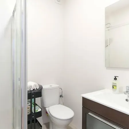 Apartment Sunny Atic With Terrace - Close To Camp Nou And Bcn Fair L'Hospitalet de Llobregat