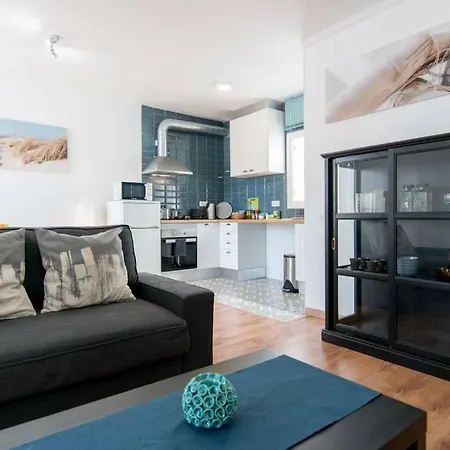 Sunny Atic With Terrace - Close To Camp Nou And Bcn Fair * L'Hospitalet de Llobregat