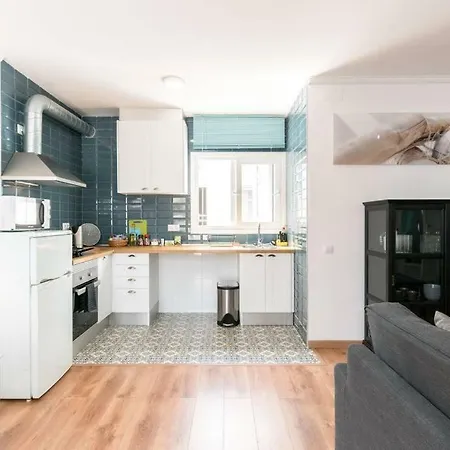 Apartment Sunny Atic With Terrace - Close To Camp Nou And Bcn Fair L'Hospitalet de Llobregat