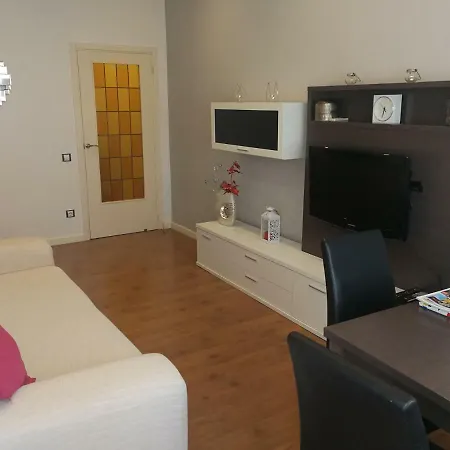Fira Barcelona Gran Via Apartment *