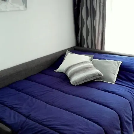 Apartment Cosmo Grey L'Hospitalet de Llobregat