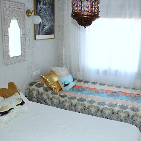 Cosmo Grey Apartment *