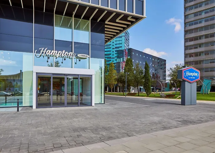 Hampton By Hilton Barcelona Fira Gran Via Hotel L'Hospitalet de Llobregat photo