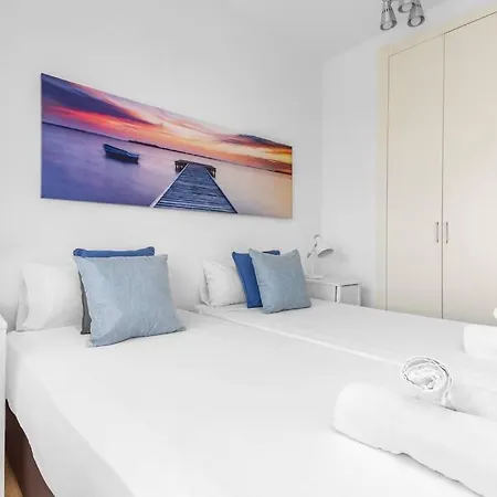 Lodging Fira-barcelona 2 Double Bedroom W Parking Apartment *