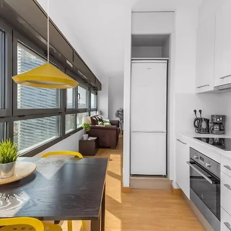 Lodging Fira-barcelona 2 Double Bedroom W Parking Apartment *