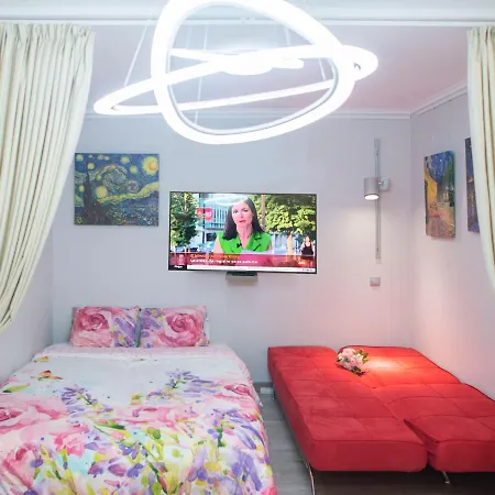Camp Nou, Europa Fira - Modern Two-bedroom With Heating Apartment