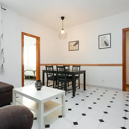 Click&flat Fira Castelao Apartment
