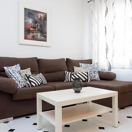 Click&flat Fira Castelao Apartment *