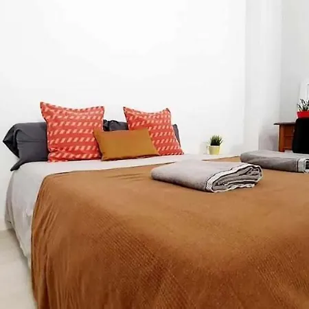 Urban Basic Hotel L'Hospitalet de Llobregat