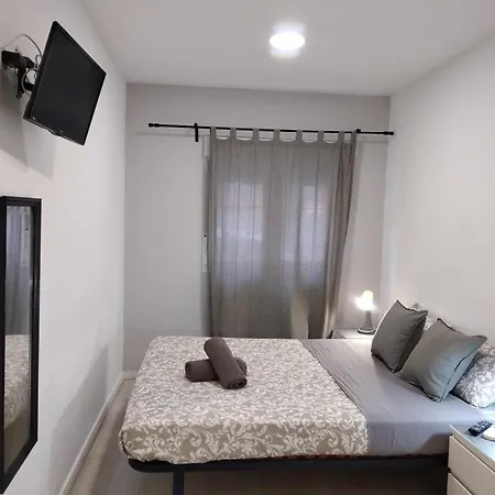 Hotel Urban Basic L'Hospitalet de Llobregat