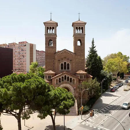 Cozy Near Fira Gran Via With Ac Apartment