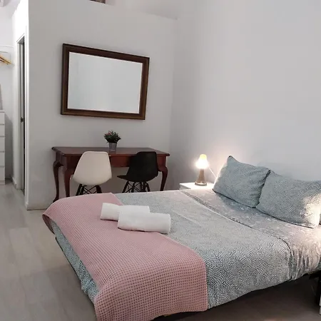 Hotel Urban Basic L'Hospitalet de Llobregat