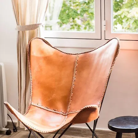 Cozy With Splashes Of Color Apartment