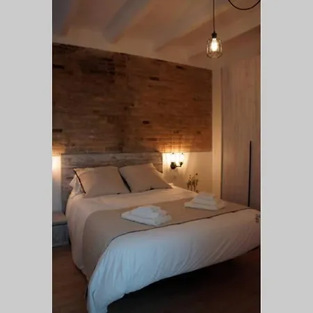 Apartment Barcelona Industrial Style