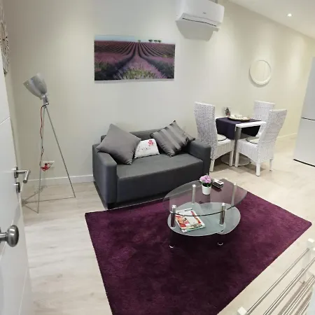 Apartment Barcelona, De 2 Habitaciones. L'Hospitalet de Llobregat