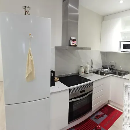 Barcelona, De 2 Habitaciones. L'Hospitalet de Llobregat