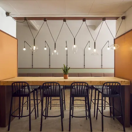 Orangine Hotel L'Hospitalet de Llobregat