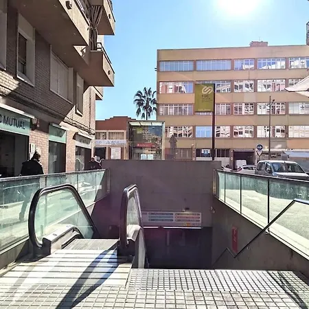 Fira 5 A 1min Del Metro Y Centro 15min Apartment *