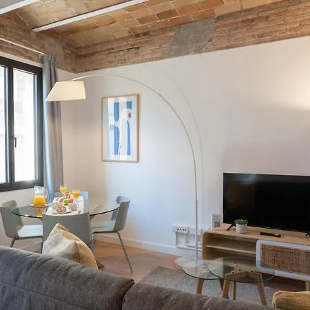 Feelathome Stadium Apartment
