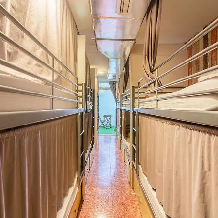 Casa Barcelo Camp Nou Barcelona * L'Hospitalet de Llobregat