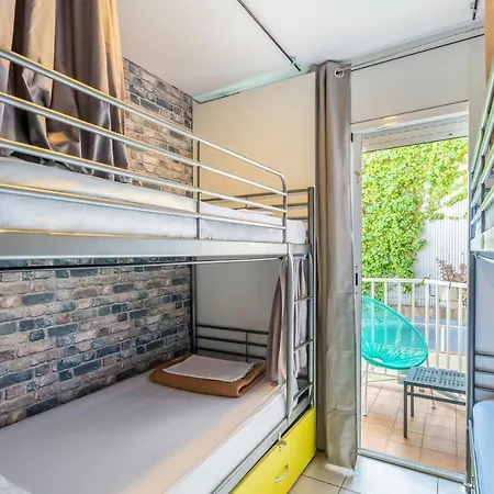 Casa Barcelo Camp Nou Barcelona Hostel L'Hospitalet de Llobregat