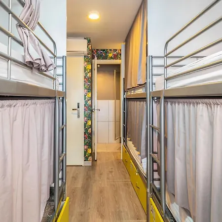 Casa Barcelo Camp Nou Barcelona Hostel
