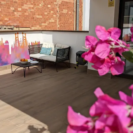 Apartment Fira 5 A 1min Del Metro Y Centro 15min *