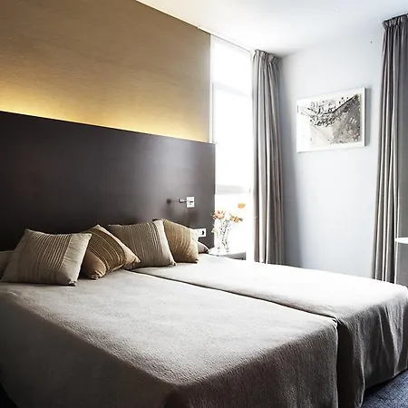 Madanis Hotel 4*