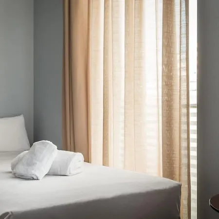 Hotel Madanis Barcelona