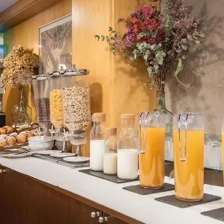 Hotel Madanis 4*