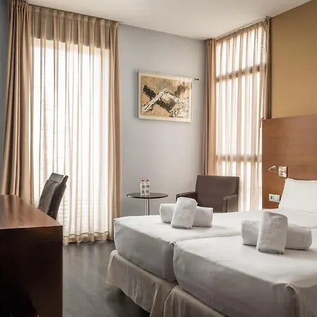 Hotel Madanis
