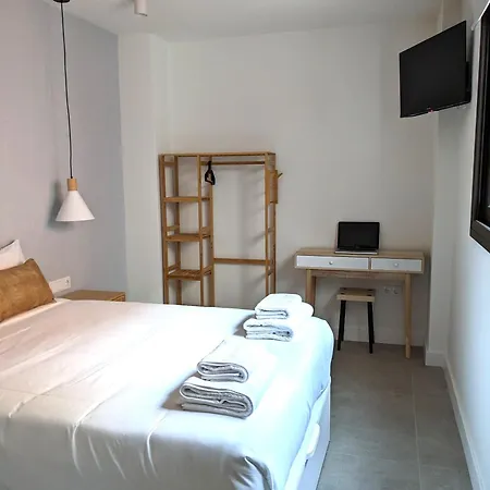 Weflating Fira Apartment *