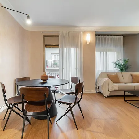 Rafael By Olala Homes * L'Hospitalet de Llobregat