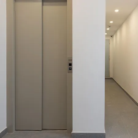 U-nique Albeniz Bcn Apartment L'Hospitalet de Llobregat