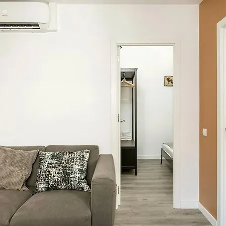 Cozy&new With Terrace Apartment L'Hospitalet de Llobregat