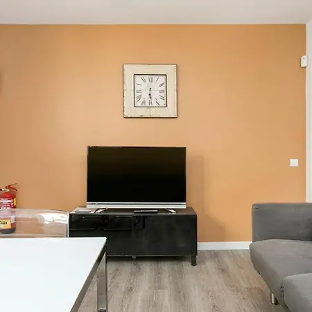 Apartment Cozy&new With Terrace L'Hospitalet de Llobregat