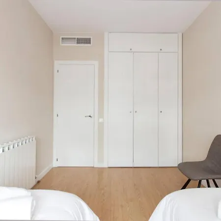 New With Private Rooftop Apartment L'Hospitalet de Llobregat