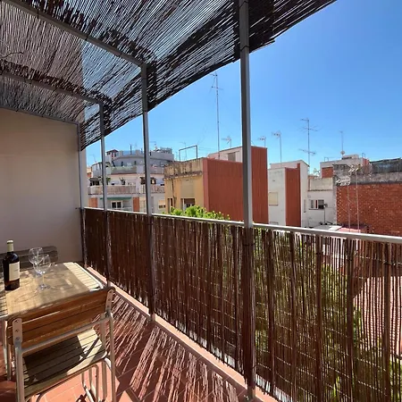 Atico Nuevo 2 Hab, 15 ' Sagrada Familia 22' Bcn Centro