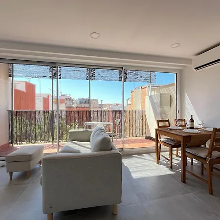 Atico Nuevo 2 Hab, 15 ' Sagrada Familia 22' Bcn Centro L'Hospitalet de Llobregat
