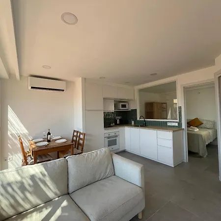 Apartment Atico Nuevo 2 Hab, 15 ' Sagrada Familia 22' Bcn Centro *