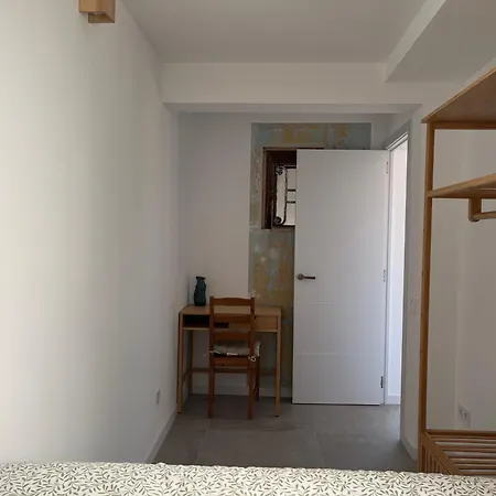 Atico Nuevo 2 Hab, 15 ' Sagrada Familia 22' Bcn Centro Apartment L'Hospitalet de Llobregat